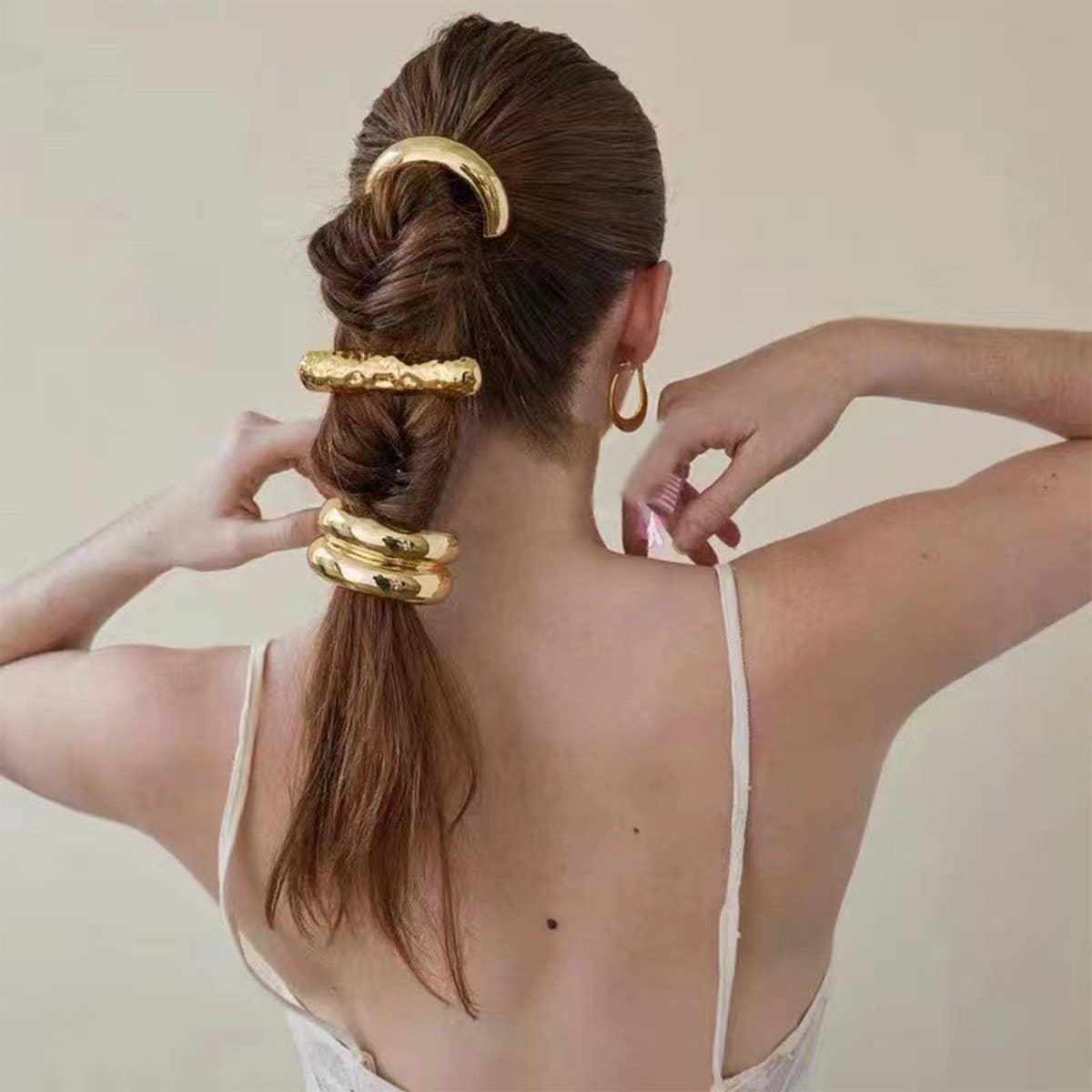 BRIGHT AND WEAR-RESISTANT HAIR SCRUNCHIES_CWAHA2659