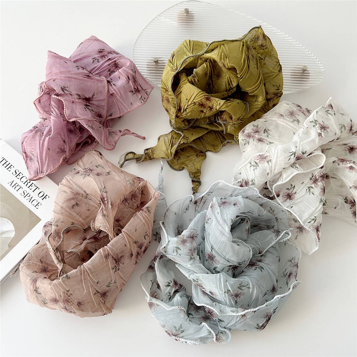 Pleated Embossed Triangle Scarf - Chic Neck Wrap_CWASC0853