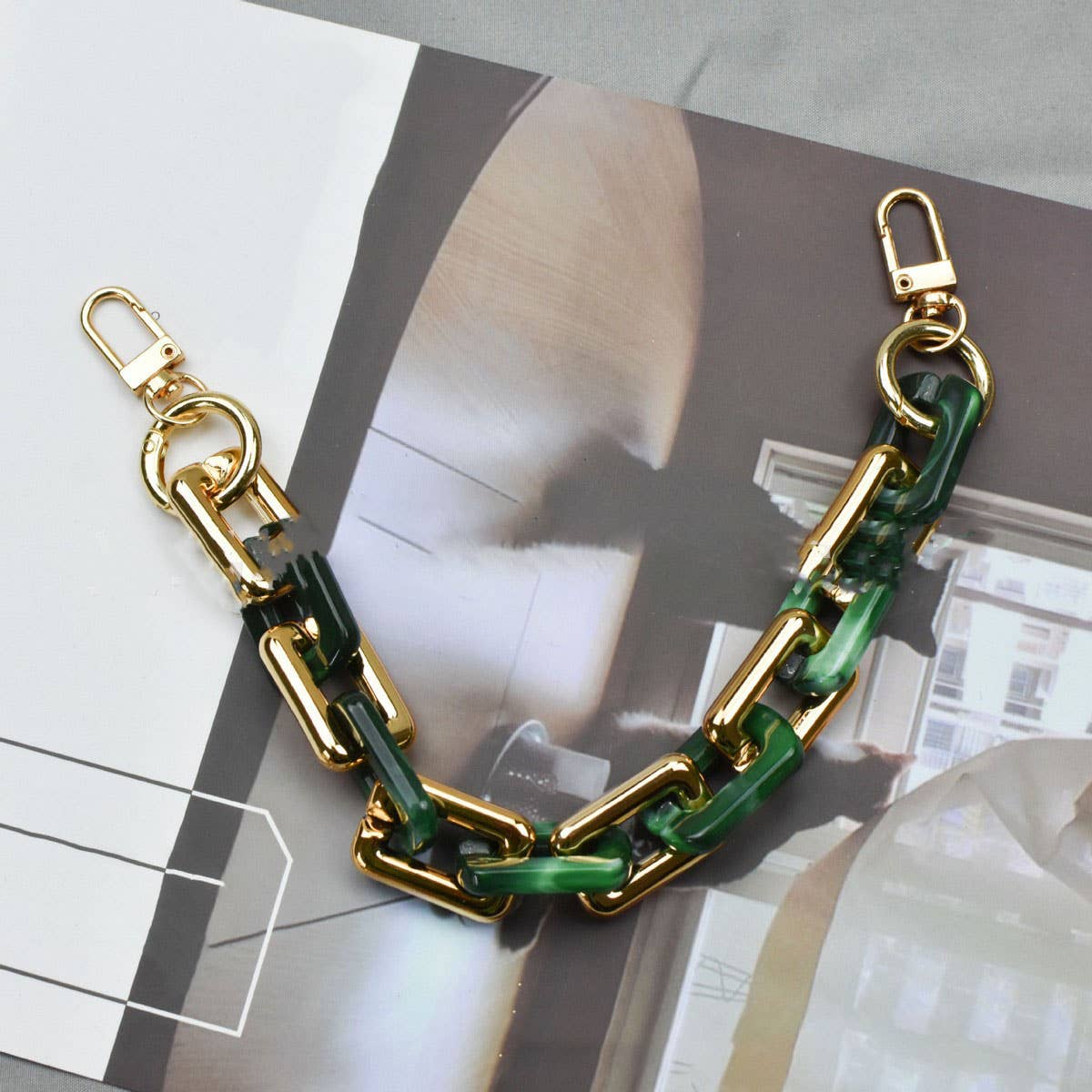 11.81in" Acrylic Chain - Bag & Phone Strap_CWMM5062