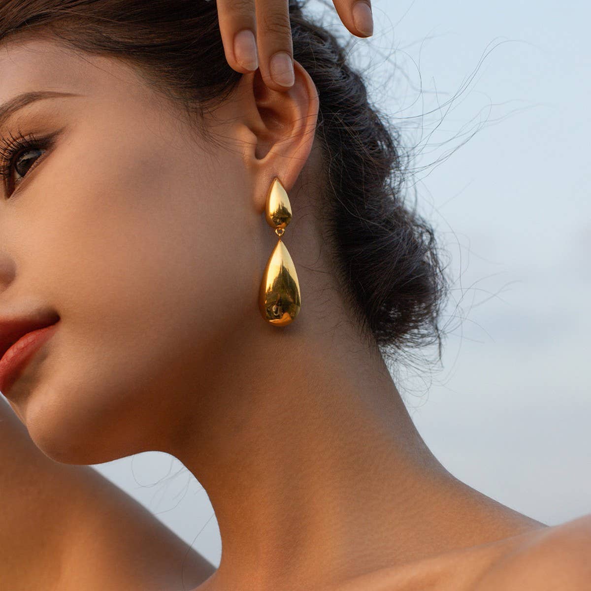 MINIMALIST NICHE WATER DROP HIGH-END EARRINGS