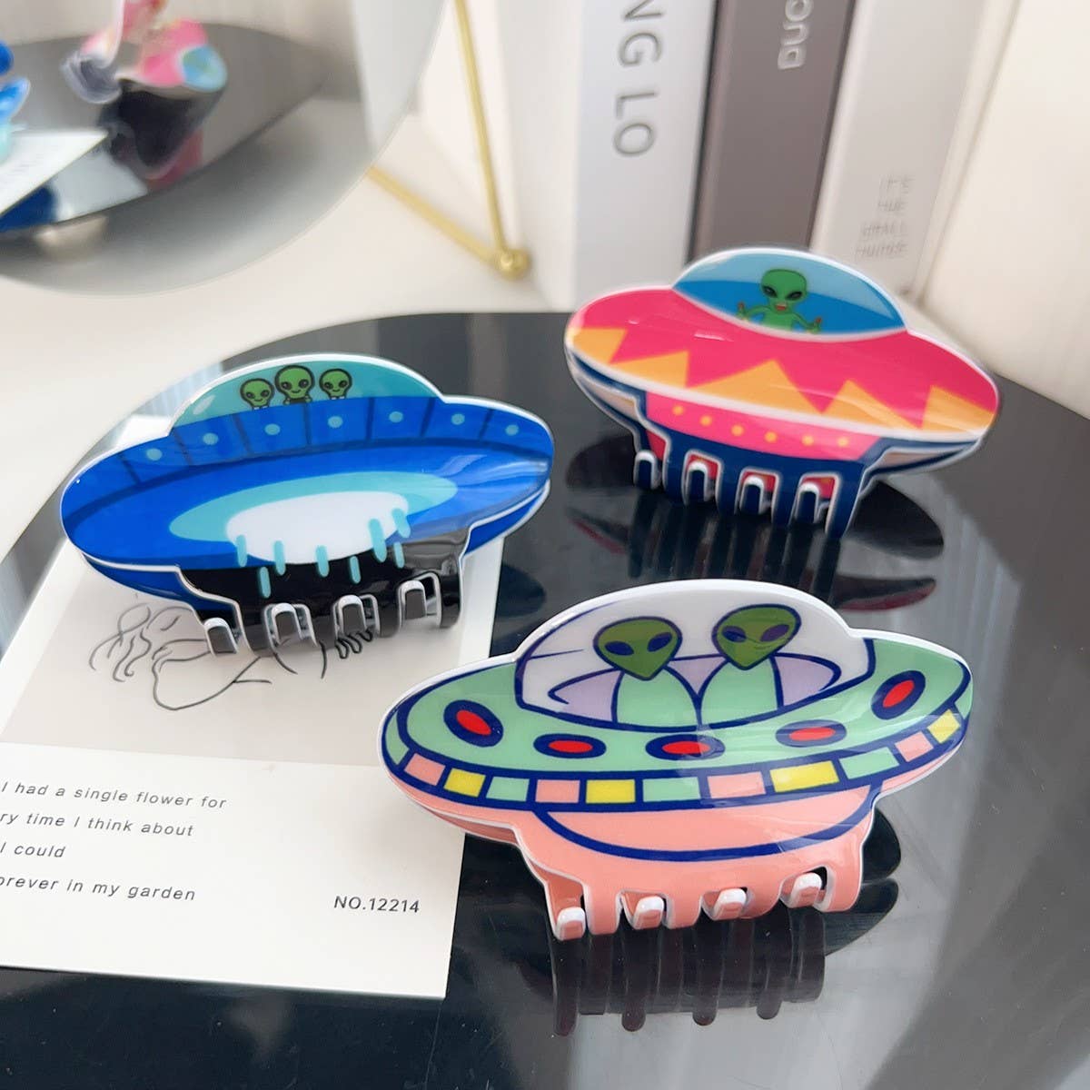 UFO Alien Hair Claw - Cartoon Space Acrylic Clip_CWAHA1495