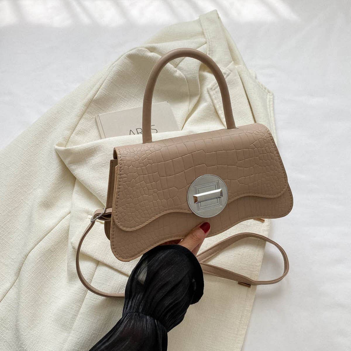 2024 NEW STYLE FASHIONABLE SIMPLE MESSENGER BAG_CWAB3314