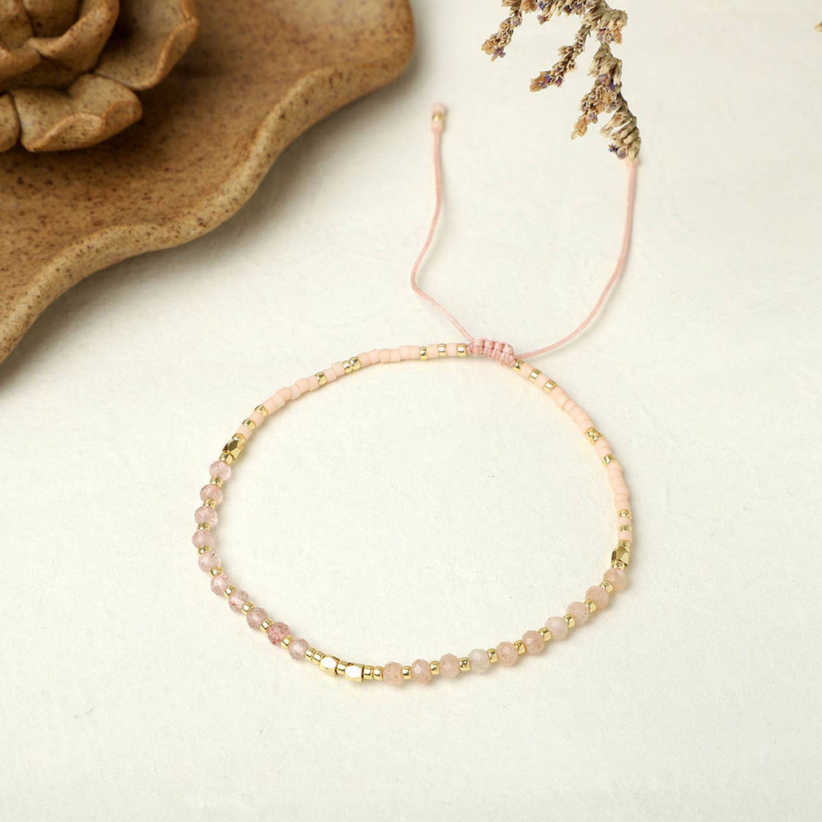 CWAJE4564_HAND WOVEN SEMI-PRECIOUS STONE BRACELET