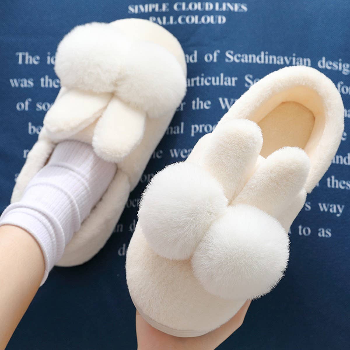 CUTE CARTOON ANIMAL WARM FLEECE HOUSE SLIPPERS
