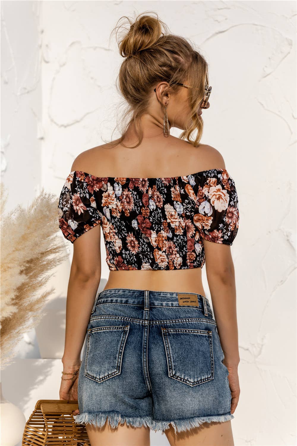 FLORAL LINE SHOULDER PULL STRING CROP TOP