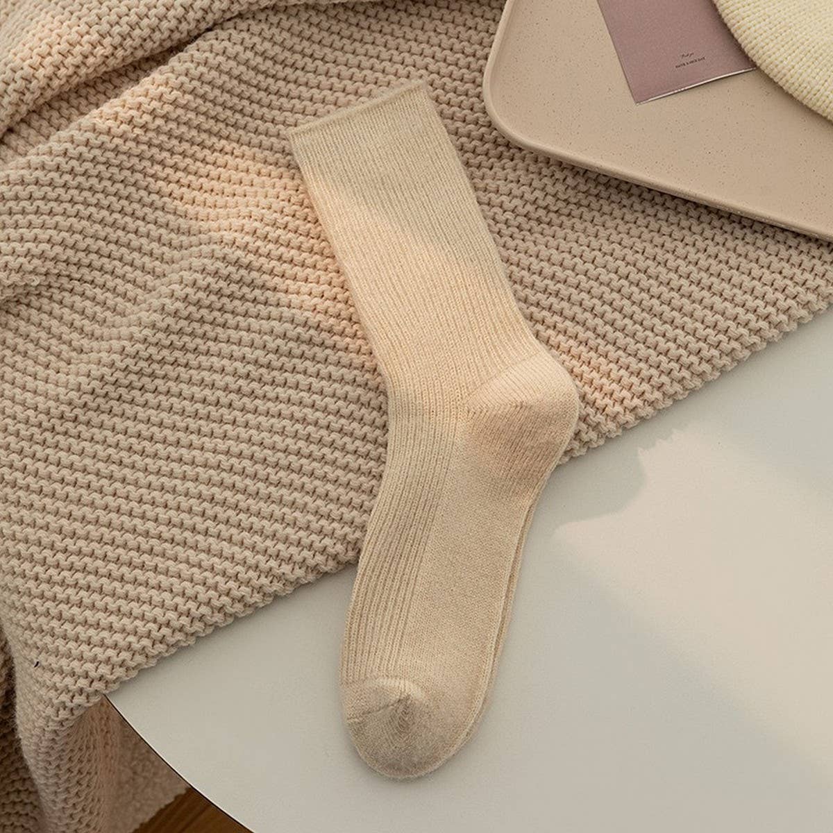 AUTUMN AND WINTER SOLID COLOR ALL-MATCH PILE SOCKS_CWMS1048