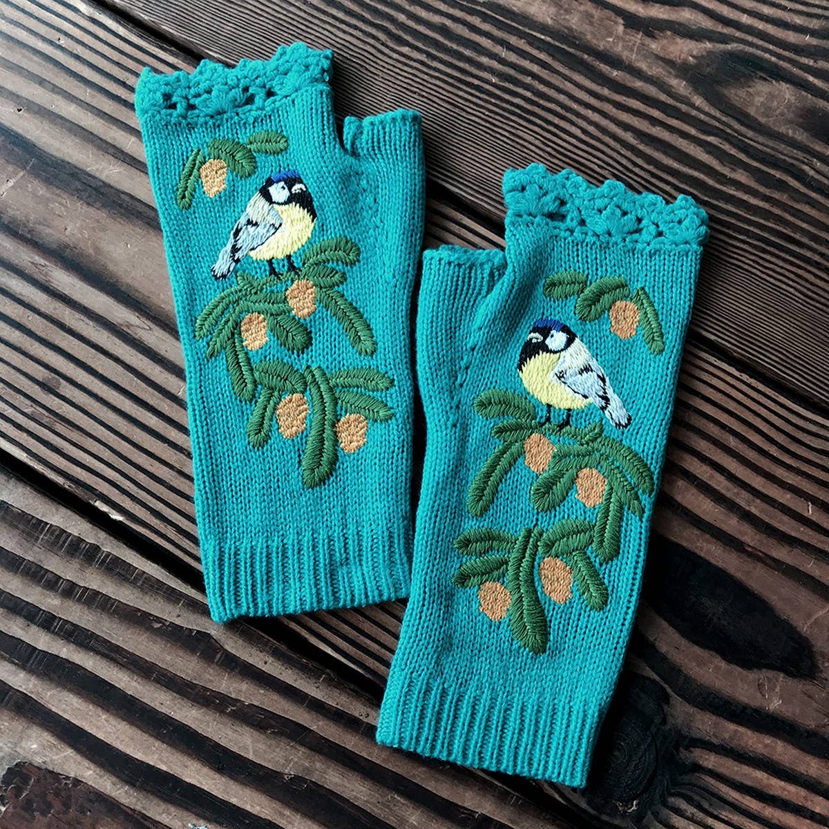 LONG WARM GLOVES WITH BIRD EMBROIDERY