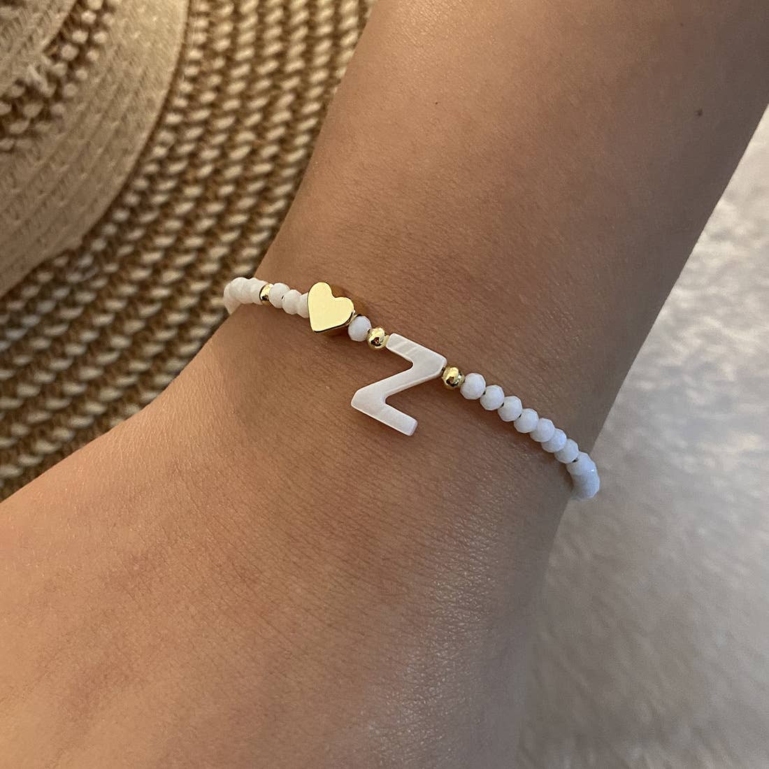 26-letter shell beaded bracelet