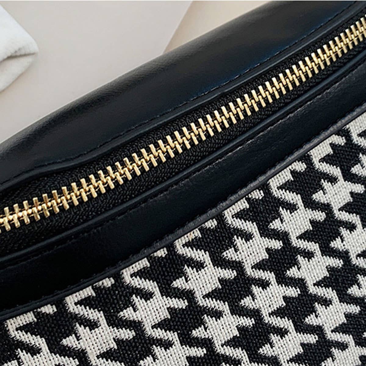 HOUNDSTOOTH FANNY BELT BAG,CROSSBODY BAG_CWAB0915