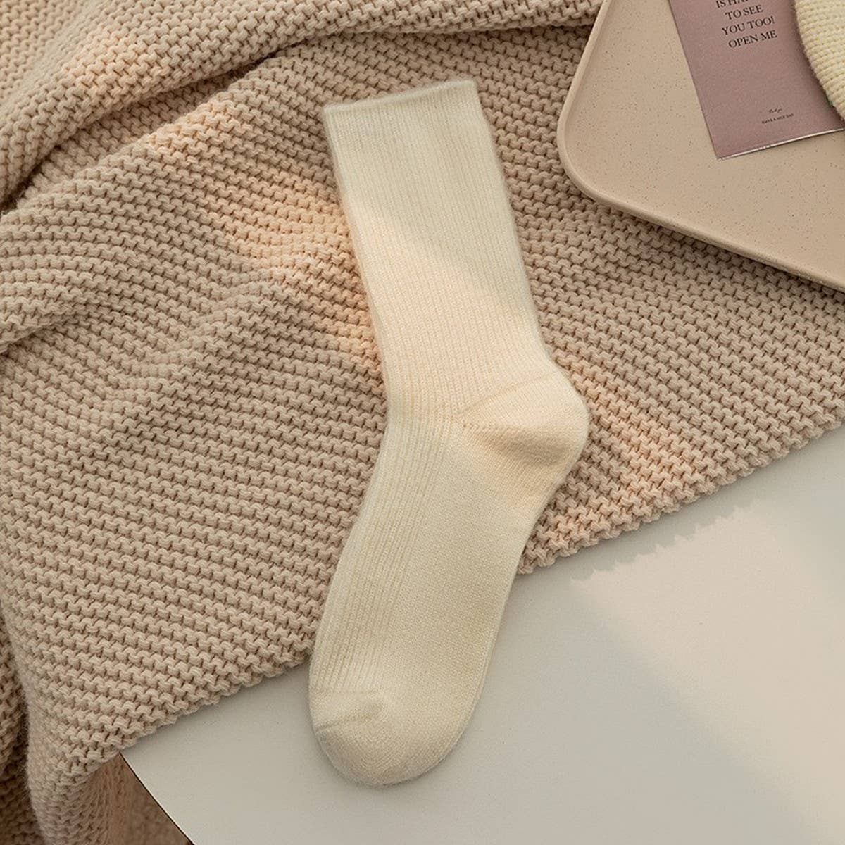 AUTUMN AND WINTER SOLID COLOR ALL-MATCH PILE SOCKS_CWMS1048