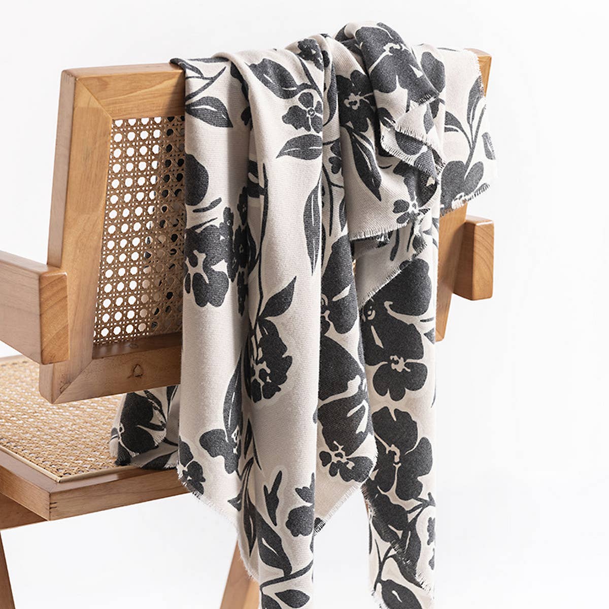 Street Style Faux Cashmere Scarf - Winter Chic_CWASC0463