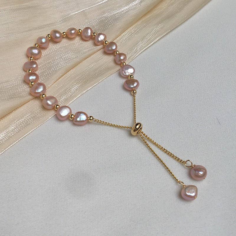 Freshwater pearl bracelet made of broken silver