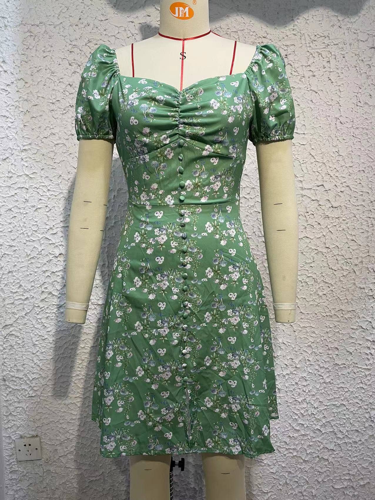 FLORAL V-NECK SPLIT DRESS WITH PUFFED SLEEVES