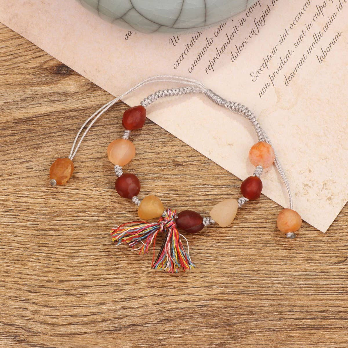 RETRO ETHNIC STYLE HAND-WOVEN TASSEL BRACELET_CWAJE3962