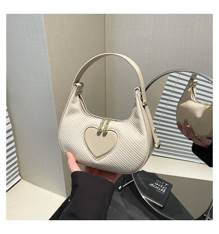 Solid-color simple heart-shaped underarm bag
