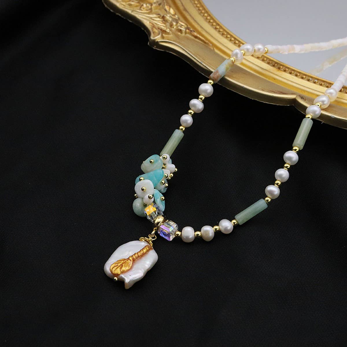 WOMEN'S DESIGNER PEARL PENDANT LONG NECKLACE
