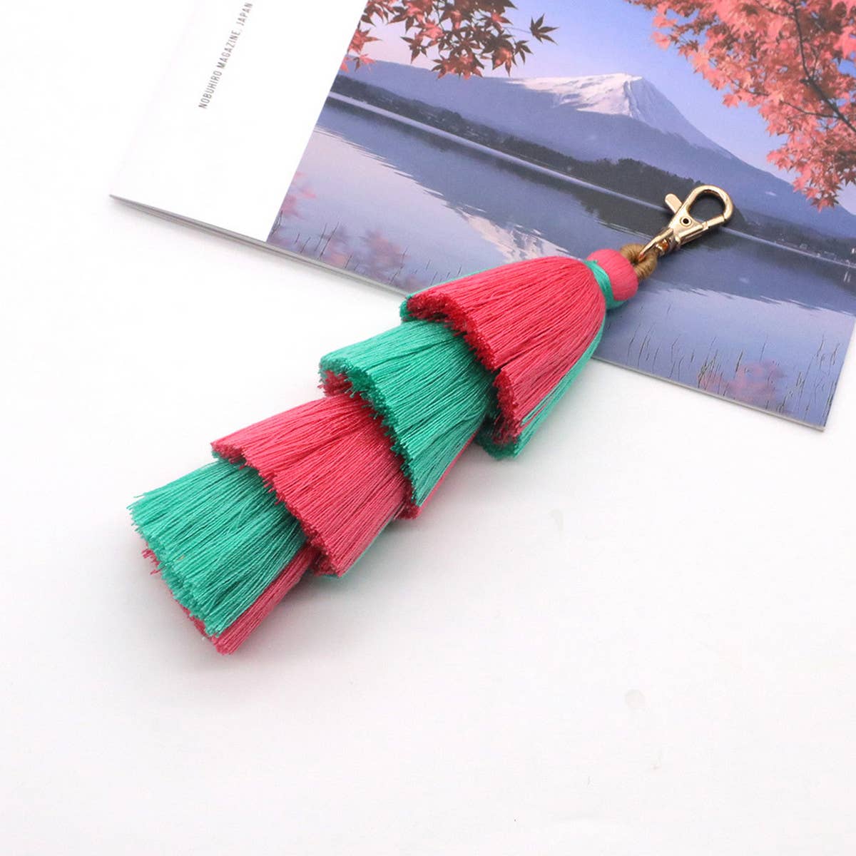 MIXED COLOR TASSEL PENDANT KEYCHAIN