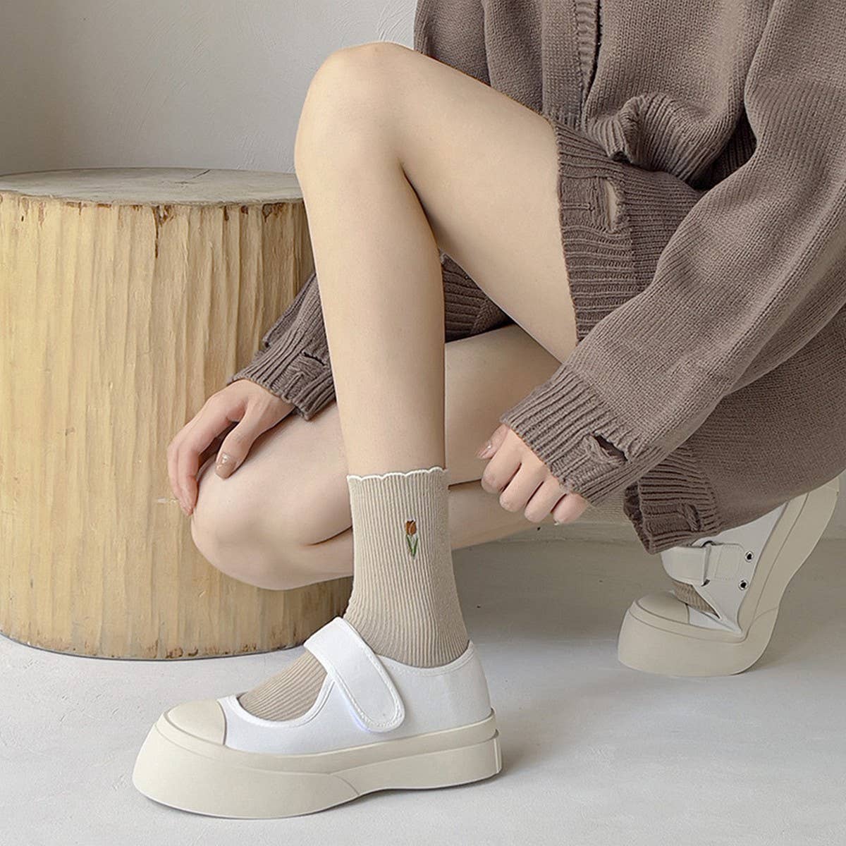 WOMEN'S PREPPY STYLE SOCKS WITH LACE EMBROIDERY