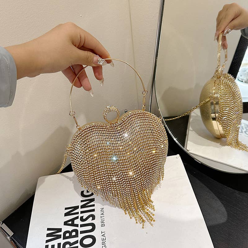 versatile chain crossbody heart-shaped box bag