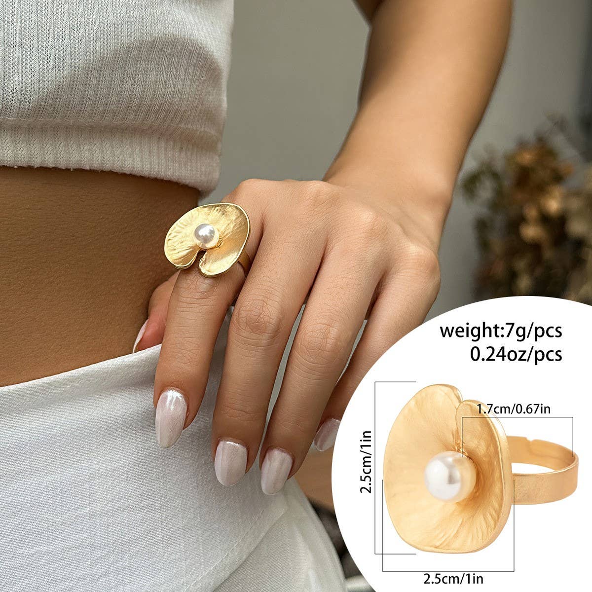 EXAGGERATED FRENCH DISC PLEATED METAL RING_CWAJE1824