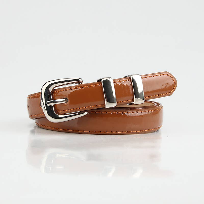 Simple and stylish belt with dopamine decoration