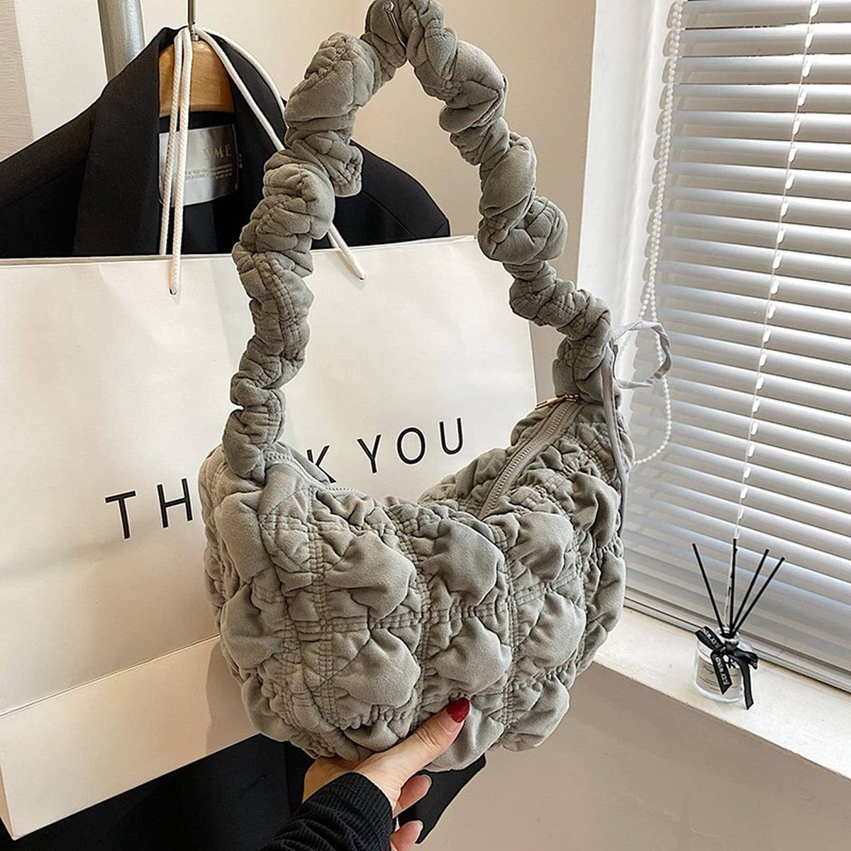 Fluffy Cloud Handbag Women Crossbody Shoulder Bag_CUAB00571