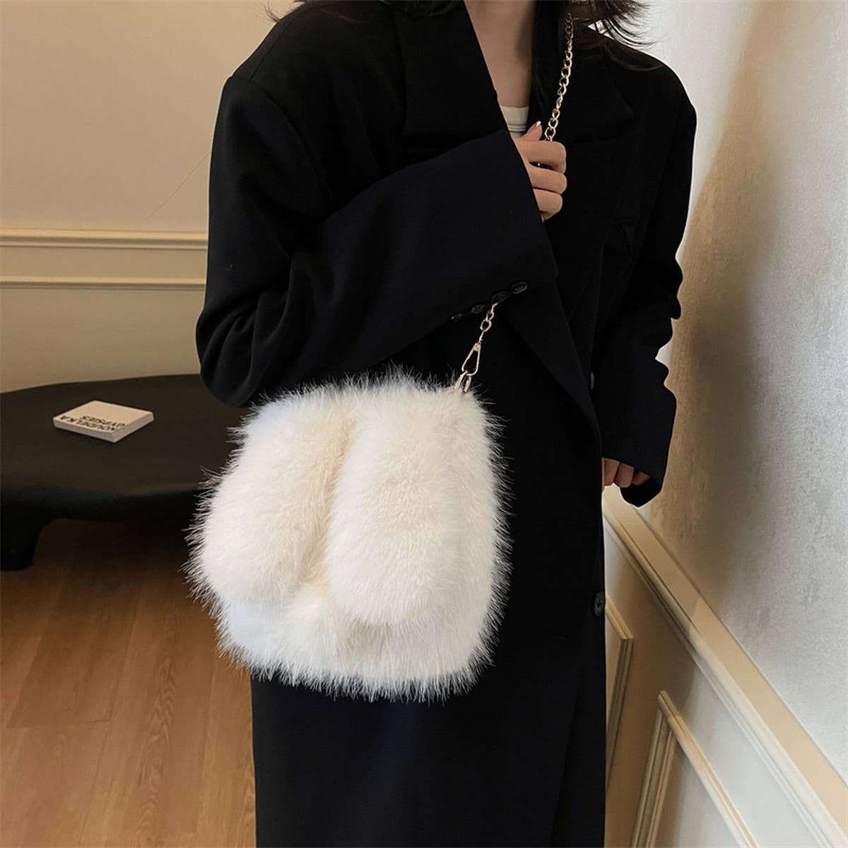 WINTER CUTE CARTOON EXQUISITE RABBIT EARS PLUSH BAG_CWAB3945