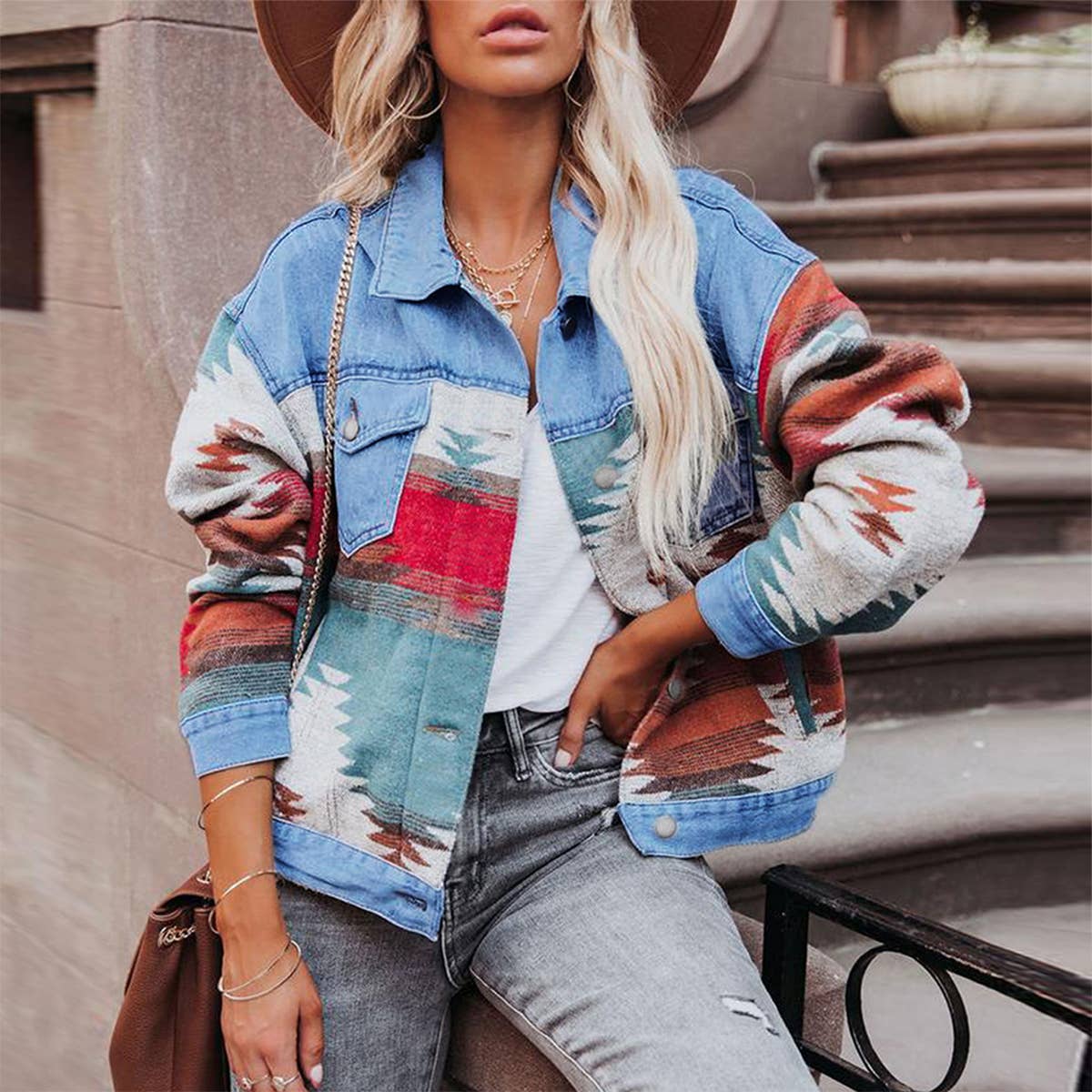 Women??¢s Short Colorblock Washed Denim Jacket_CWOCO1200