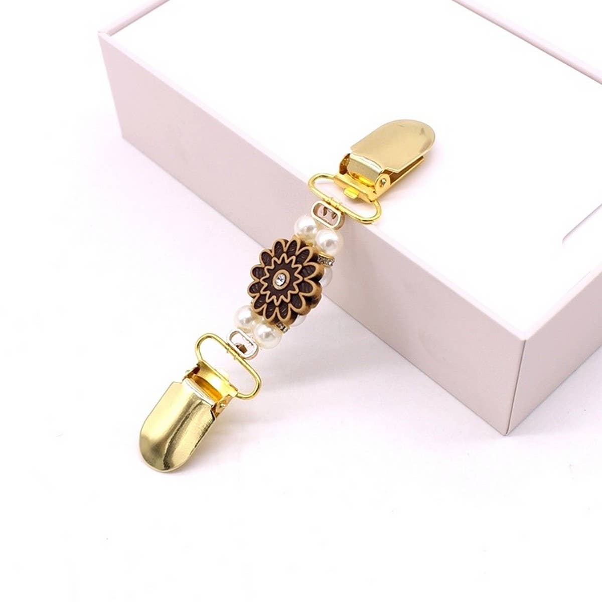 POPULAR HIGH-GRADE PEARL SWEATER CLIP SHAWL CLIP_CWMM2207