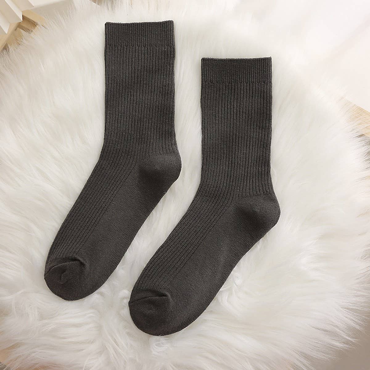 AUTUMN AND WINTER SOLID COLOR MID-CALF SOCKS_CWMS0978