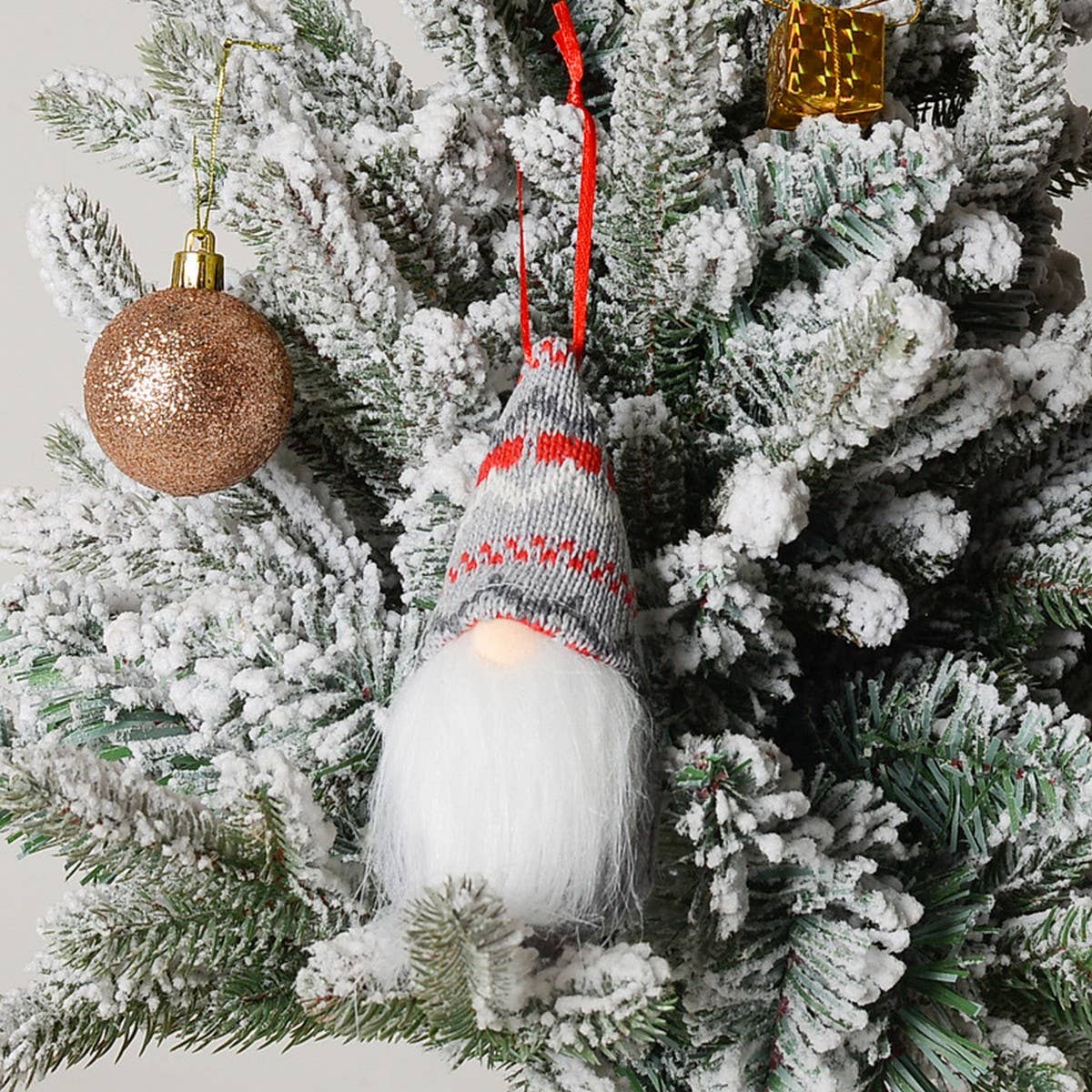 CHRISTMAS DECORATIONS CHRISTMAS TREE ORNAMENTS