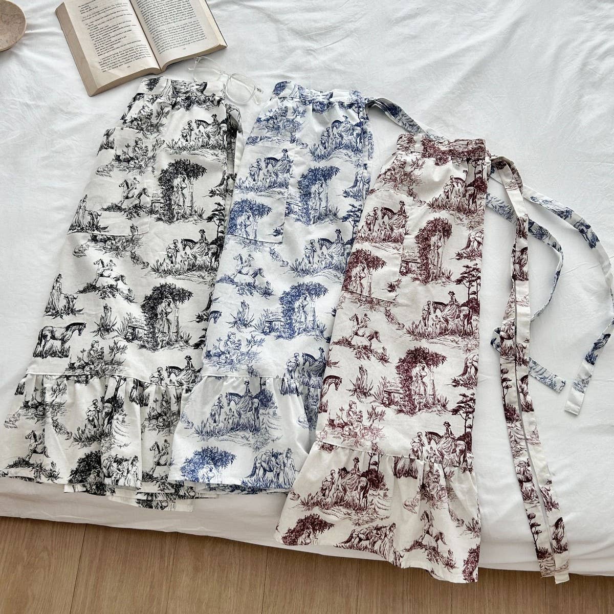 RETRO HALF-LENGTH LANDSCAPE APRON_CWMM5834