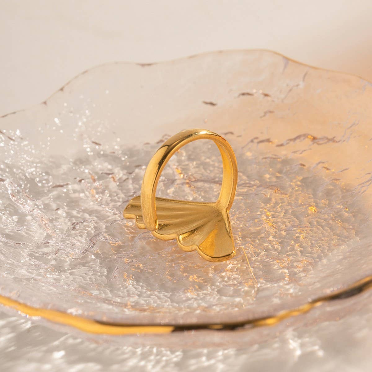 VINTAGE TEXTURED GOLD ENGRAVING OPEN RING