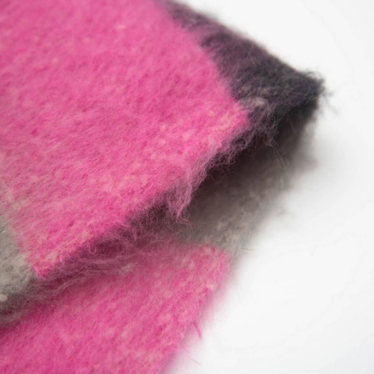 Chunky Fringe Stripe Scarf ? Winter Yarn Wrap