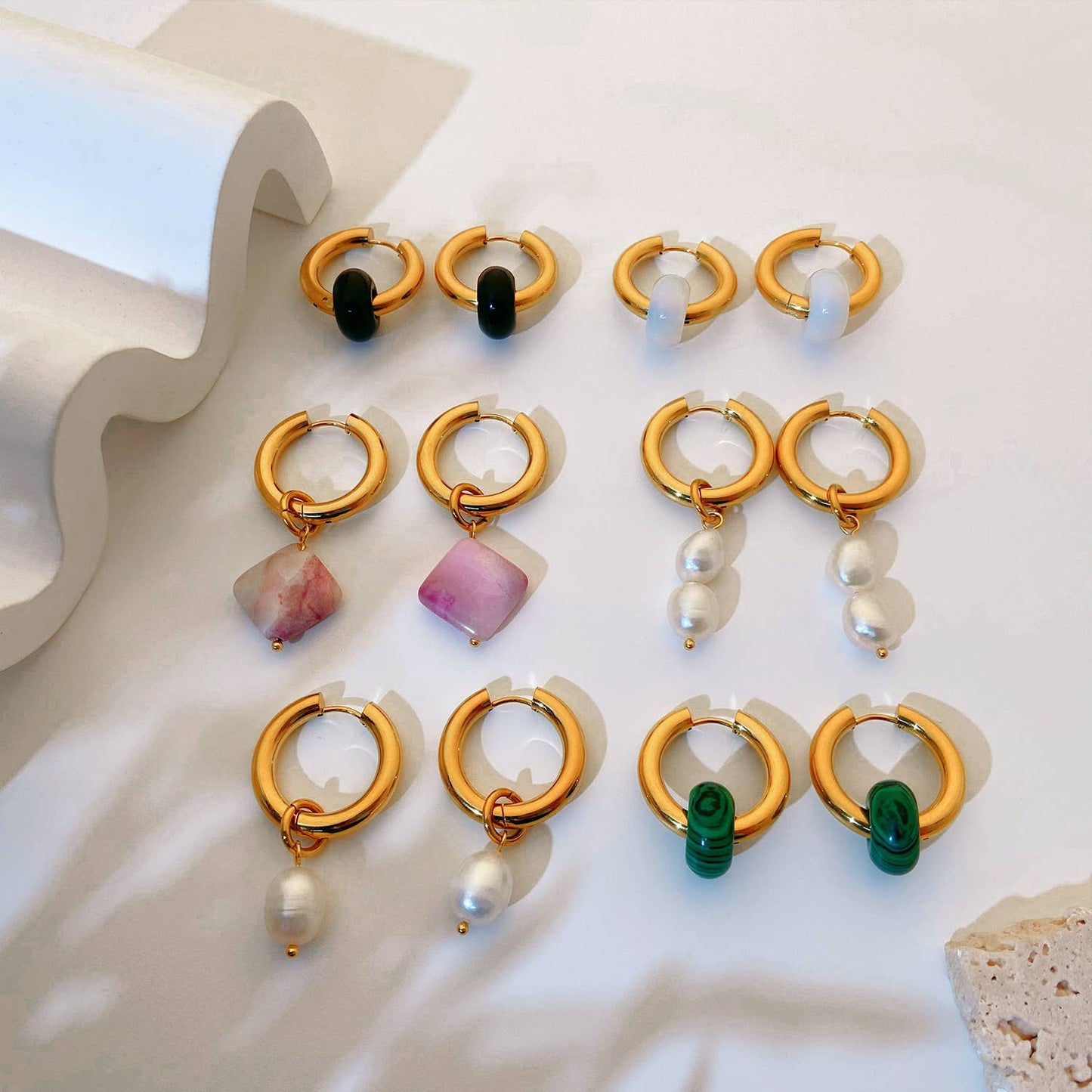 Irregular Baroque pearl stud earrings