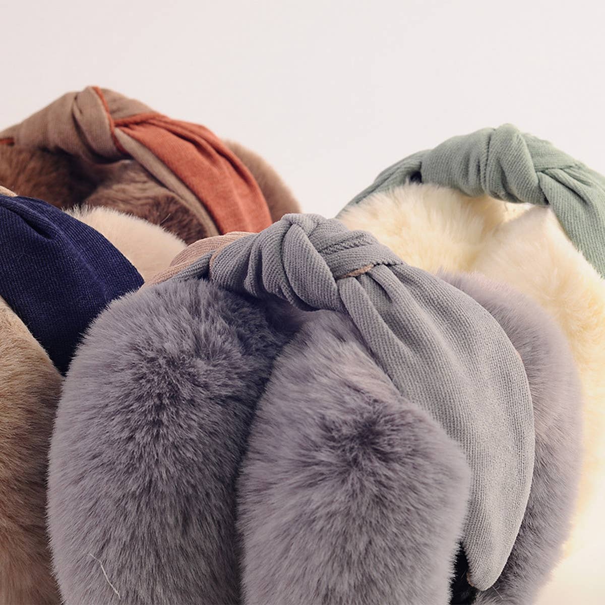 TWO-COLOR CUTE ANTIFREEZE FOLDING EARMUFFS