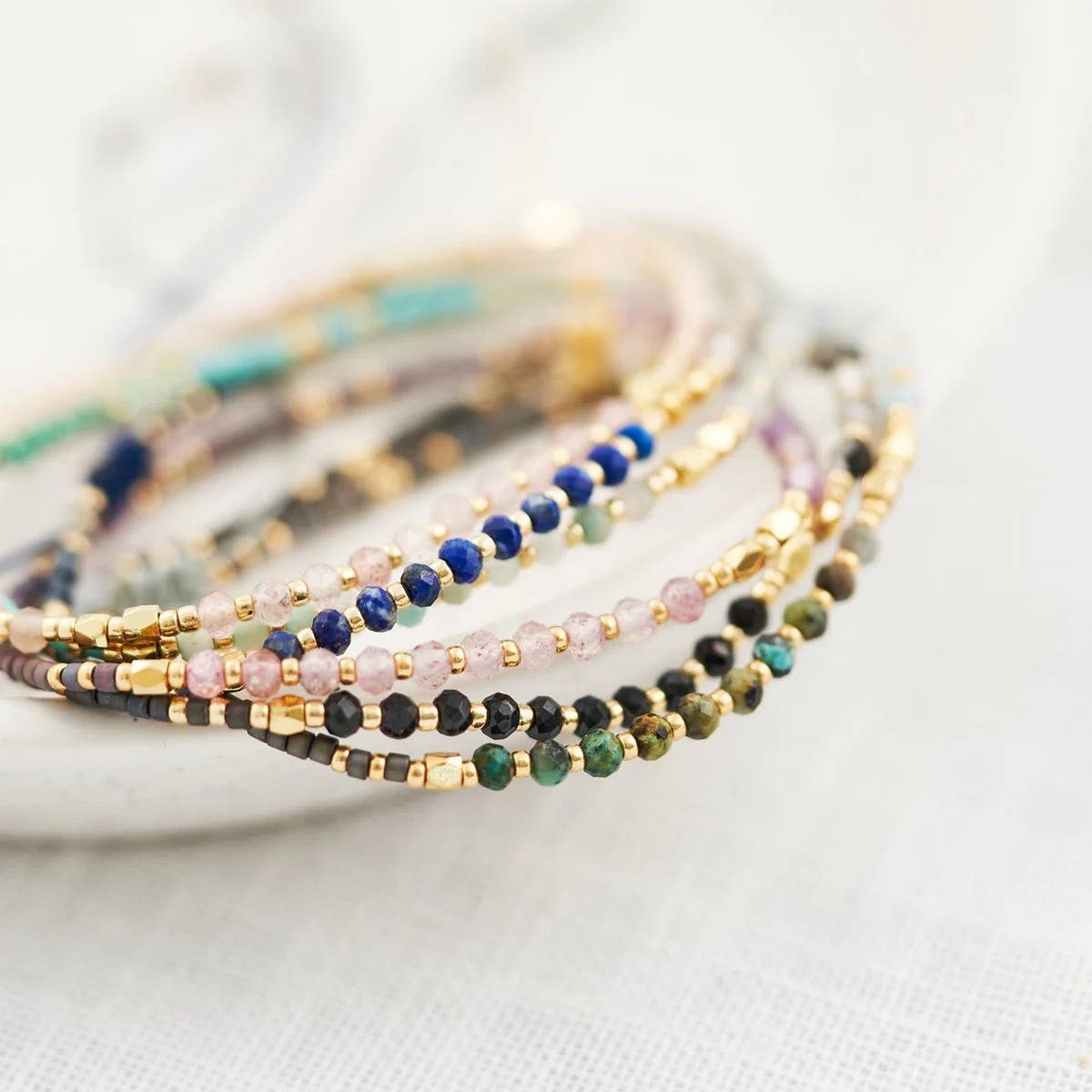 HAND-WOVEN FASHIONABLE RICE BEADS BRACELET_CWAB4621