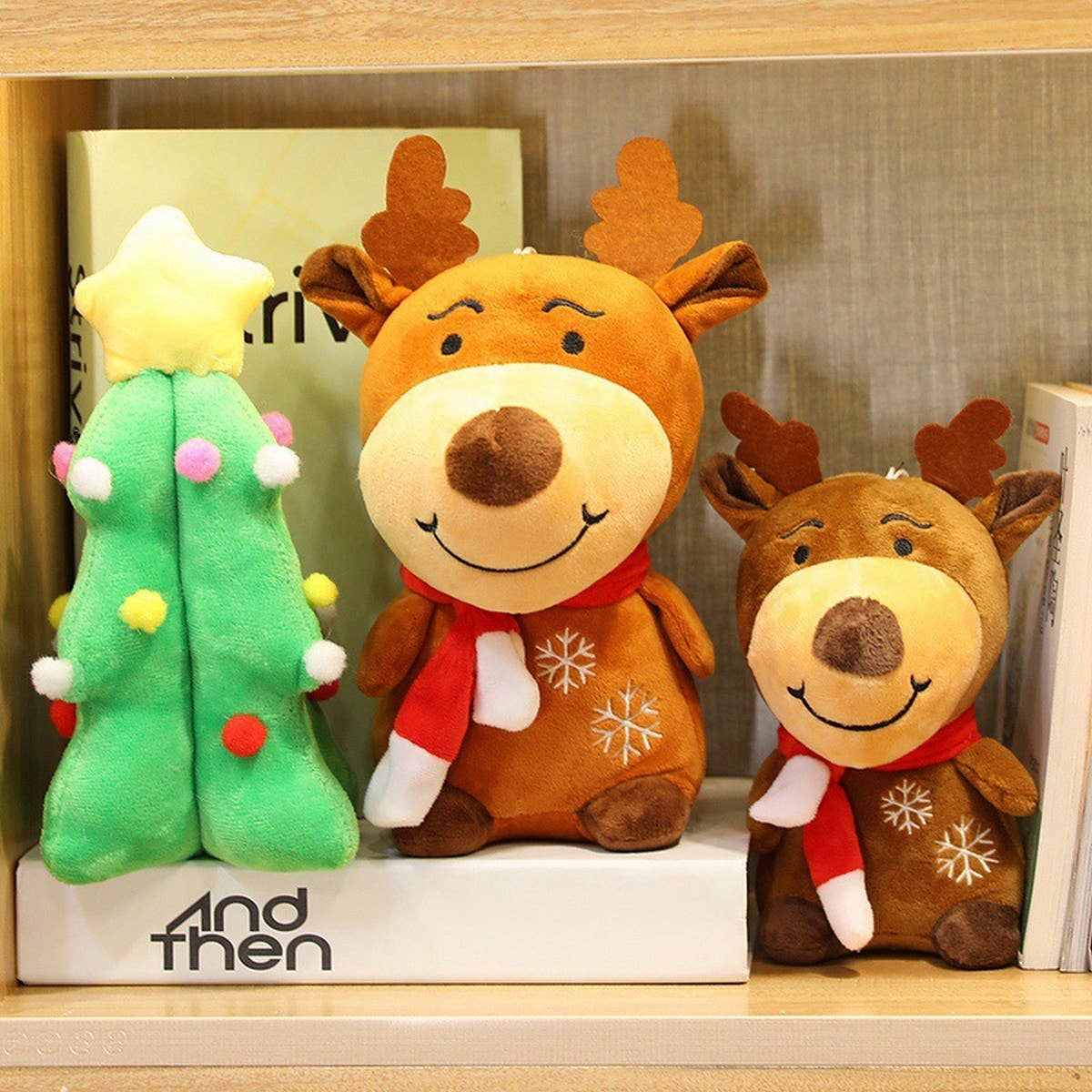 CHRISTMAS ELK CHRISTMAS TREE PILLOW