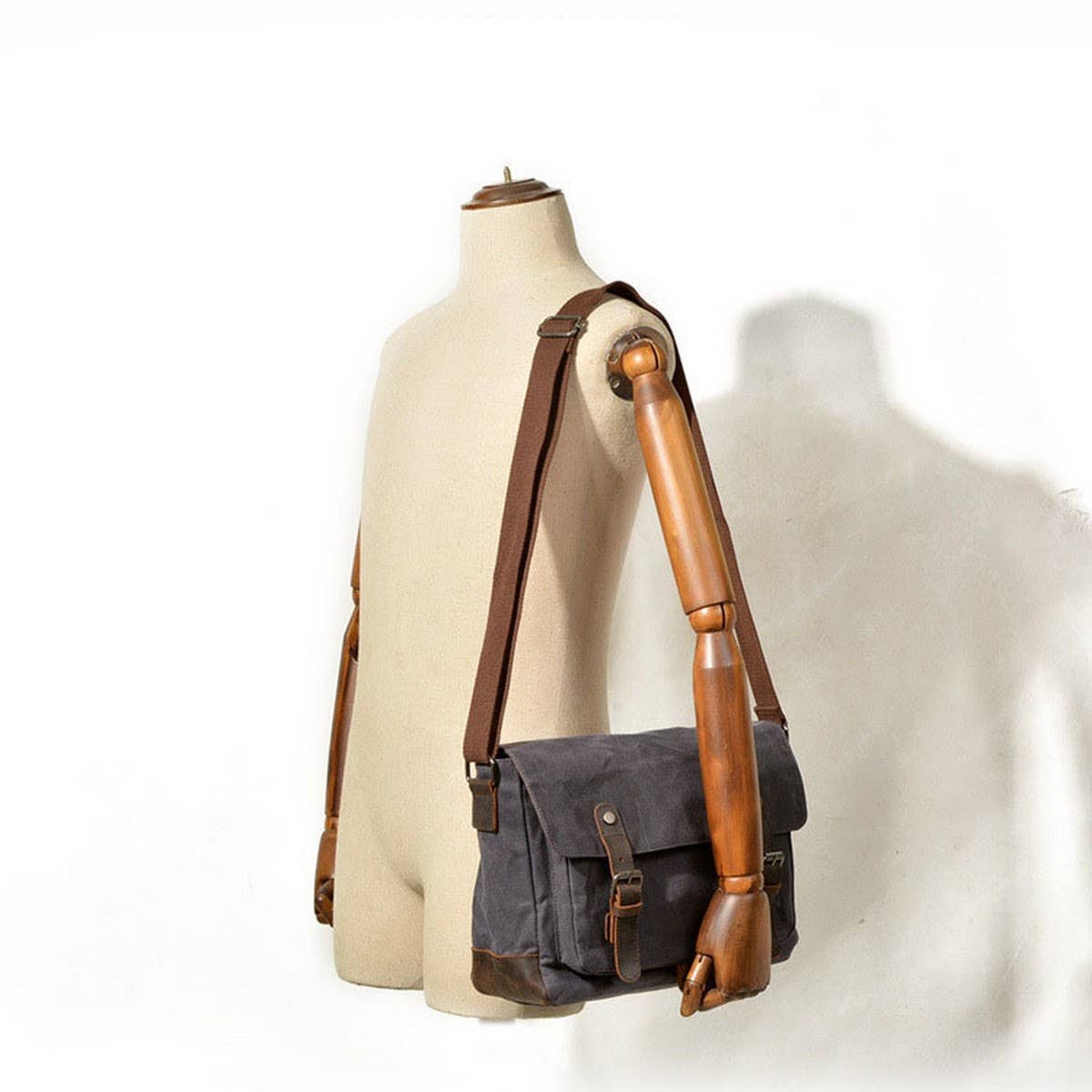 Men's Waterproof Waxed Canvas Satchel Bag_CWAB5560