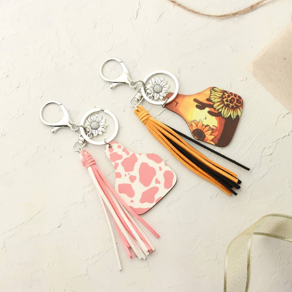 Western Bull Head Leather Tassel Sunflower Keychain_CWAB5089