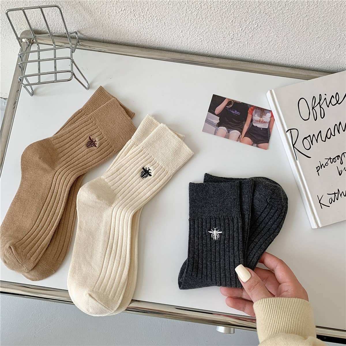 EMBROIDERED MID-CALF VERTICAL KNITTED PILE SOCKS