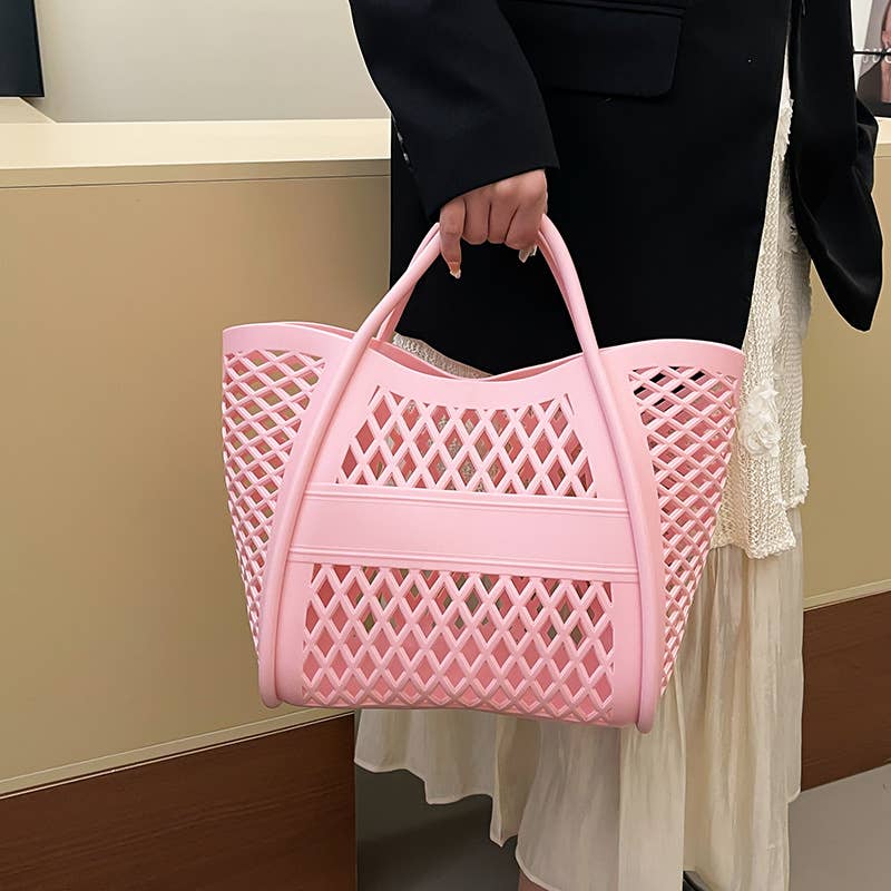Large-capacity hand-held vegetable basket