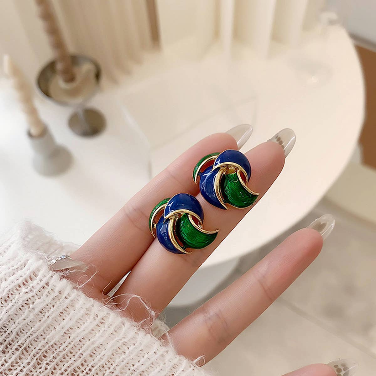 VINTAGE BLUE ENAMEL STUD EARRINGS