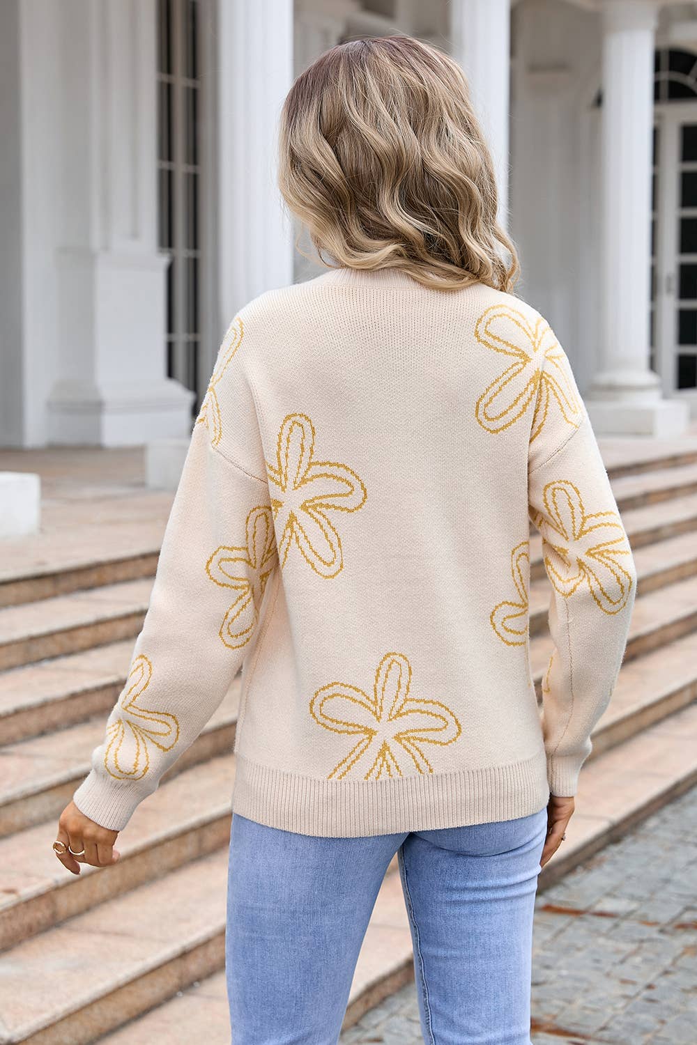 FLORAL LONG-SLEEVED CREW NECK PULLOVER SWEATER