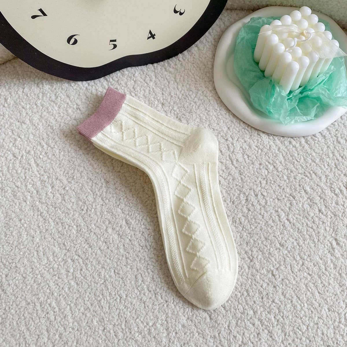 CONTRAST COLOR SMALL FRESH DIAMOND COTTON SOCKS