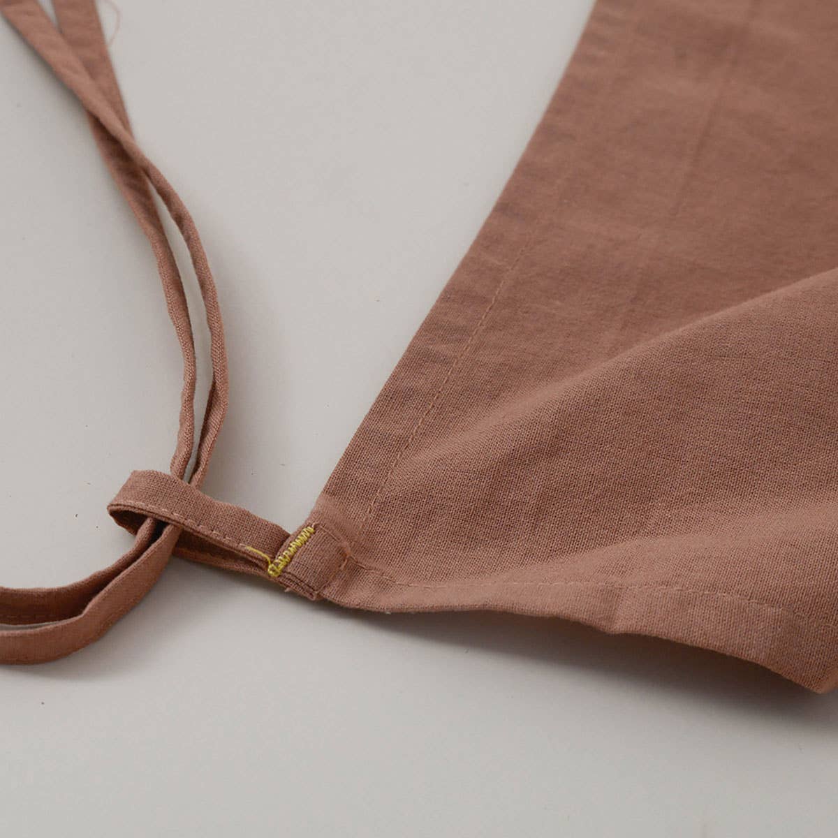 Adjustable cotton linen apron with pockets_CWMM3291