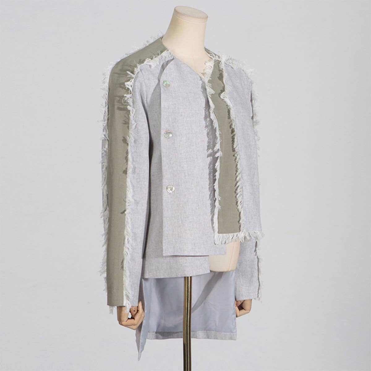 Fashionable Fringe Hem Blazer ? Colorblock Style