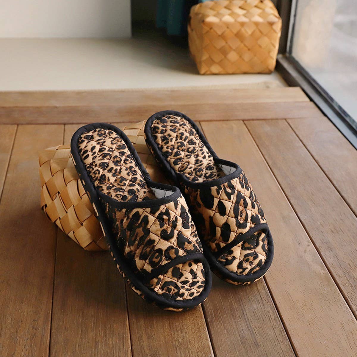 Leopard Bow Indoor Slippers Non-Slip Quiet