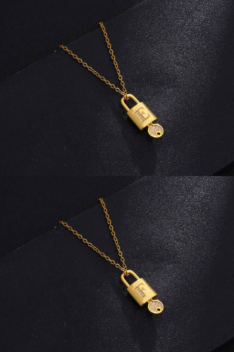ALPHABET INITIAL PANDANT NECKLACE_CWAJE270