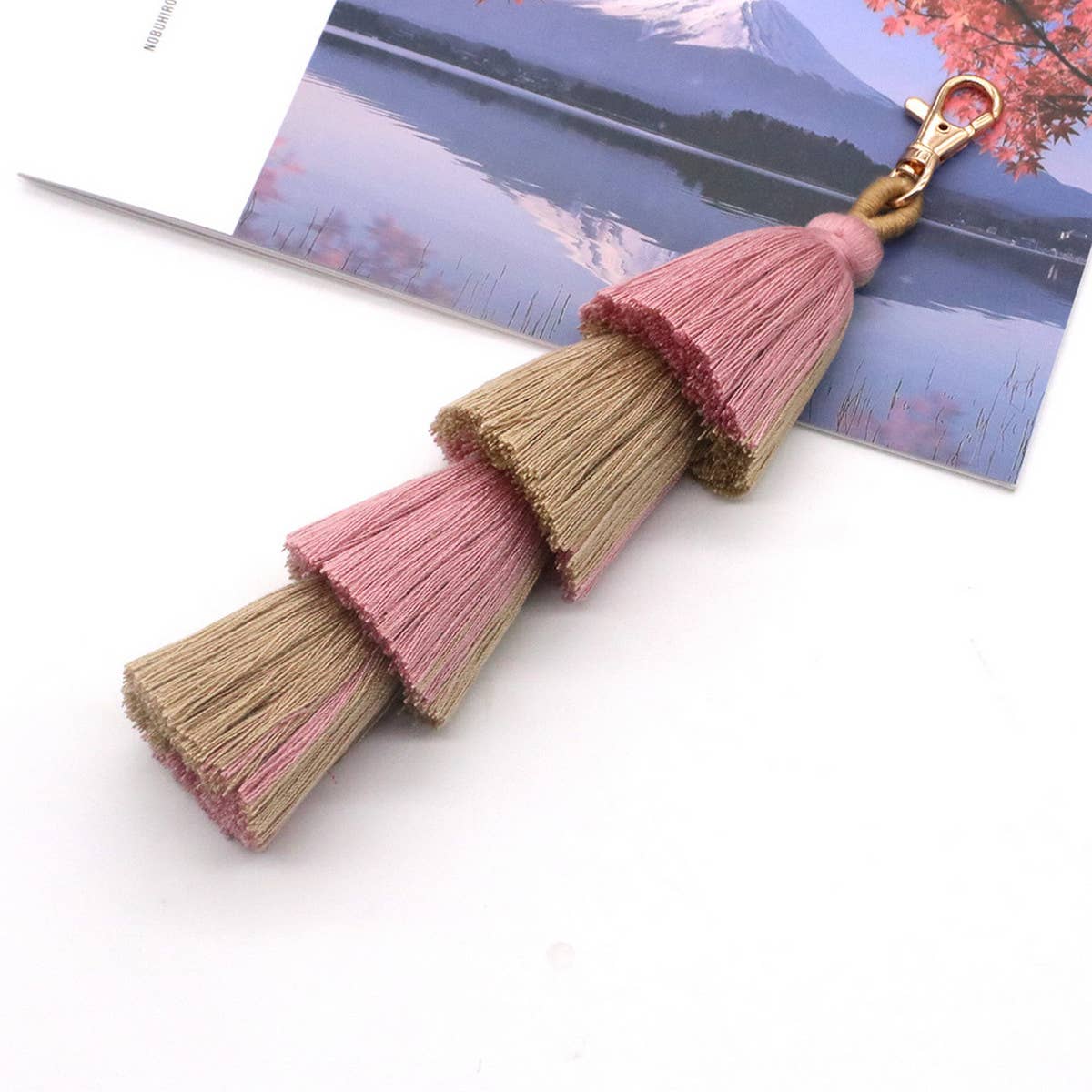 MIXED COLOR TASSEL PENDANT KEYCHAIN